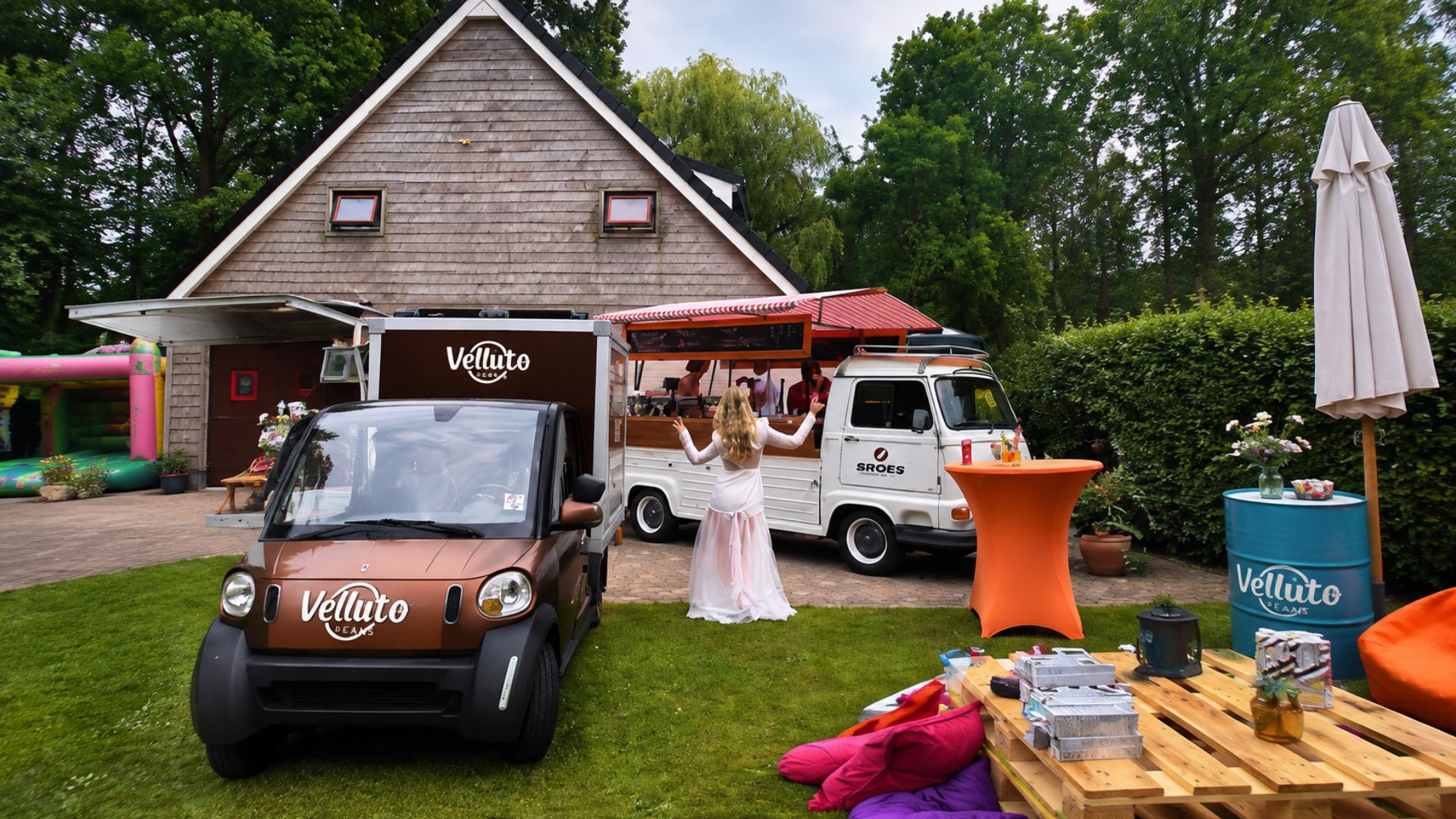 Velluto Beans mobiele koffiebar op wielen tijdens evenement